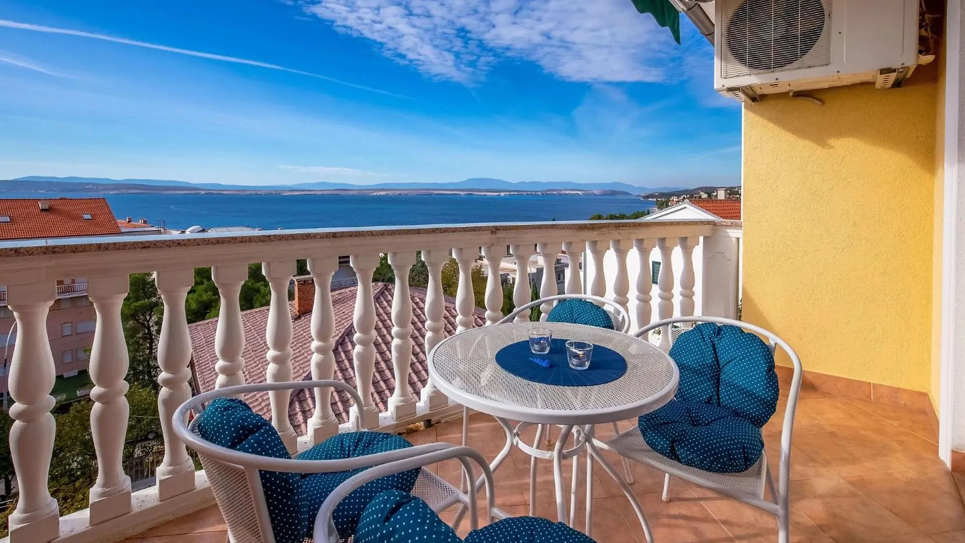 Gorgeous Apartment In Crikvenica With Kitchen